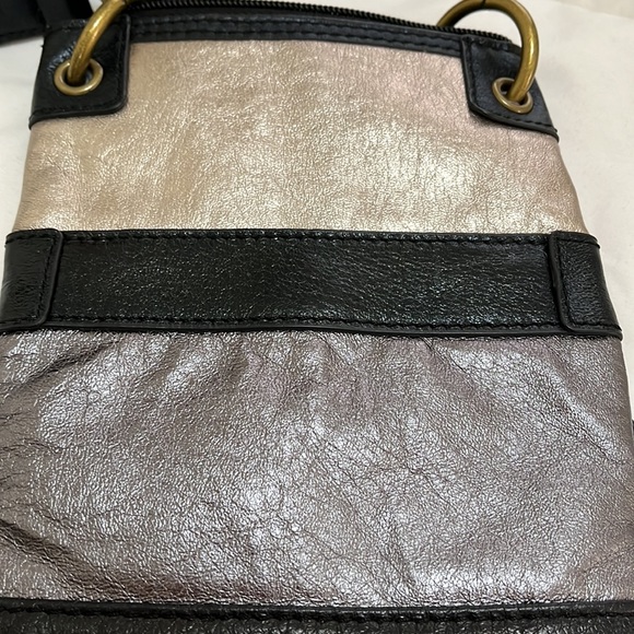 The Sak Metallic Purse - Picture 13 of 13